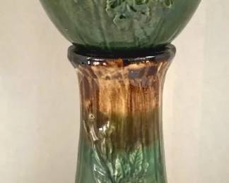 1940 Roseville Dogwood Pedestal Bowl