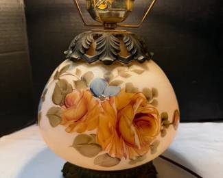 Victorian Style Hurricane Parlor Lamp, 3way