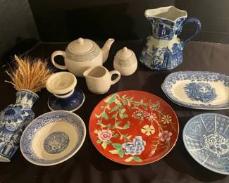 Vintage Japanese European China, William Sonoma Honeybee Tea Set