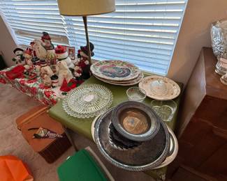 Snowman collection , vintage picnic box, turkey platers , crystal platers & silver plated platers