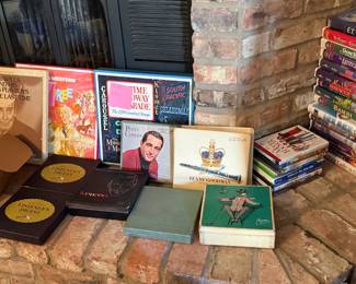Vintage record collections including boxed sets of greats like Perry Como, Bing Crosby, & Benny Goodman