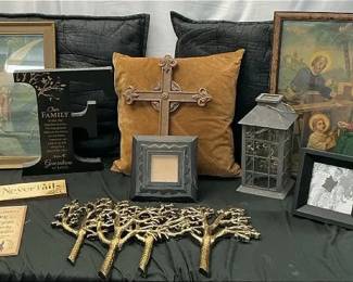 Faith, Family, Heritage Decor