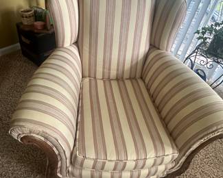 $45 Living Room Chair( Matches Sofa )
