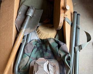 Vintage military/camping 