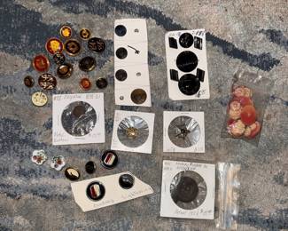 Special Vntg buttons 