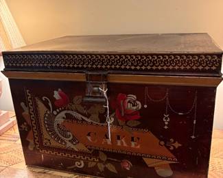 Old Large Decorated cake tin