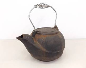 Vintage Cast Iron Lidded Wood Stove/Campfire Tea Kettle (Needs a Lye Bath)