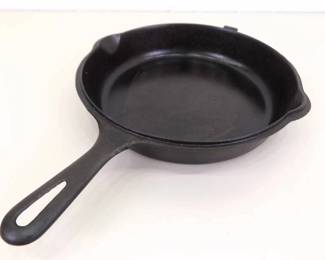 Antique Griswold #8 Cast Iron Skillet
