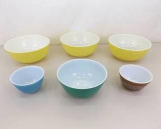 Lot of 6 Various Sized Pyrex Mixing Bowls