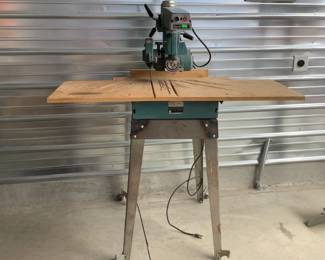 DeWalt Radial Arm Saw