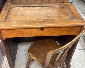 Primitive Wood School Desk w Chair  Lift Top Rustic Antique Style