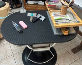 Dog Grooming Table w Tools  Adjustable Pet Grooming Station