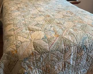 LL Bean FullQueen Quilt And 2 Shams