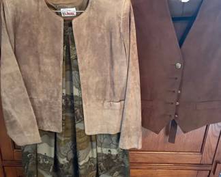 Orvis Skirt 12, Vest,jacket Medium