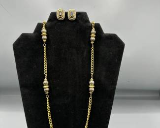 Gold with Black Pearl Jewelry Set