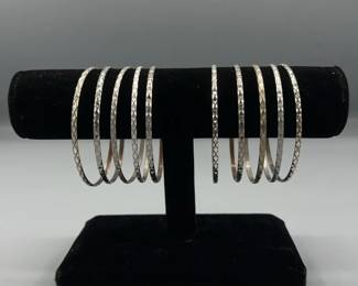 Silver Diamond Patterned Ring Bracelets
