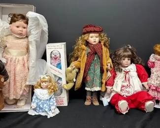 Ceramic Dolls  Middleton Doll  Heritage Mint  Royal Vienna  The Swan Collection