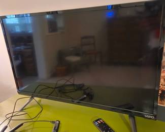 Vizio 32" HDTV