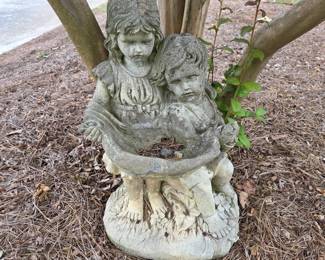 Concrete birdbath