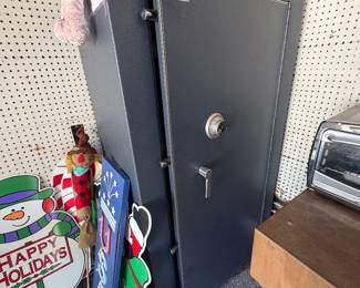 Keep safe of California. San Diego. Gun safe.