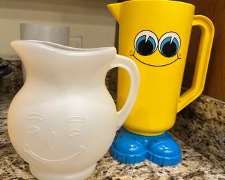 Kool-Aid Pitcher + Deka Footsie Stoosie Smiley = Retro Fun