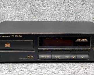 TZ004 Pioneer PO4700 CD Player