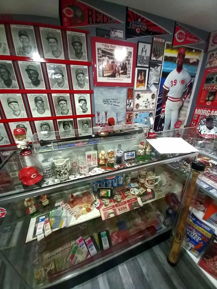Cincinnati Reds Collection and more AUCTION starts on 6/6/2026