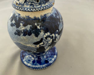 Lot 113: Staffordshire Blue and White Ginger Jar Salt Shaker 