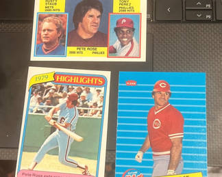 Lot 57: 3 Sharp Pete Rose vintage Original Baseball Cards