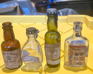 Lot 51: 4 Mini Antique Liqueur Bottles Haig & Haig, Blue Ribbon, Black & White