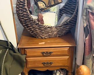 Side Table & Baskets