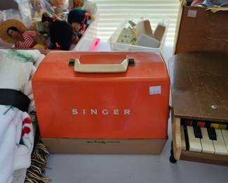 Singer Sewing Machine