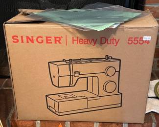 Singer Heavy Duty Machine 5554 (Used)