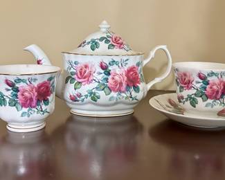 Roy Kirkham "English Rose" pattern tea set.  Made in England.