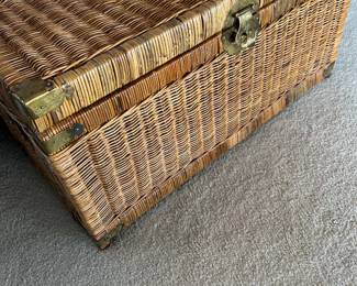 WICKER STORAGE TRUNK