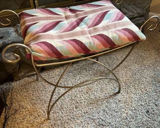 VINTAGE HOLLYWOOD REGENCY GOLD METAL BENCH