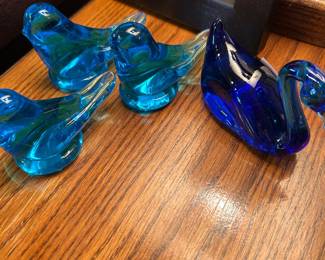 BLUE BIRDS OF HAPPINESS/COBALT BLUE SWAN