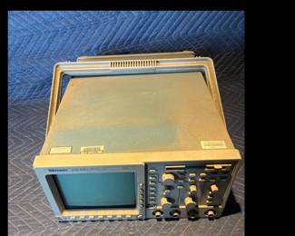 electronics TDS 4808 oscilliscope