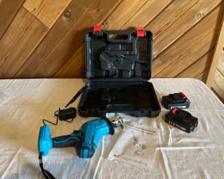 21 V cordless reciprocating saw