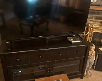 TV & entertainment stand