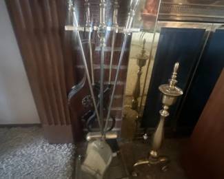 Fireplace tool set