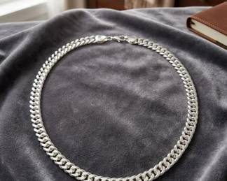 AAA+ Certified silver Quality, with a Certificate of Authenticity from the Manufacturer.