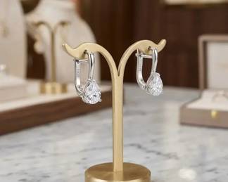 AAA+ Certified Natural Gemstone Quality, with a Certificate of Authenticity from the Manufacturer.
