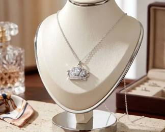 AAA+ Certified Natural Gemstone Quality, with a Certificate of Authenticity from the Manufacturer.