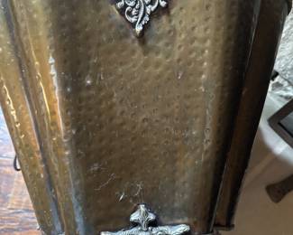 Fireplace log/ash bucket