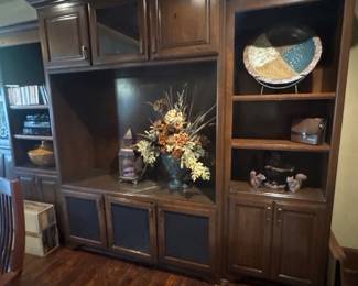 Built-In wall unit bookcase, TV cabinet 