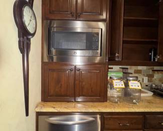 Kitchenaide microwave and warming tray