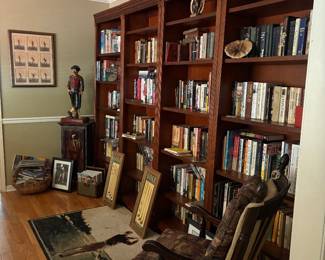 BOOKS and GOLF decor
