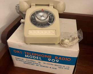 NOS 50s-60s Telephone Radio