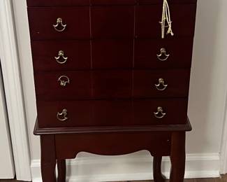 Mahogany Jewelry Chest 